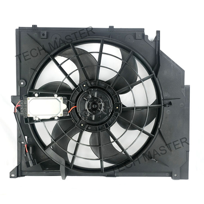 Охлаждающие вентиляторы 400W радиатора 17117525508 автозапчастей электрические для серий E46 BMW 3 с отсеком управления 17117561757
